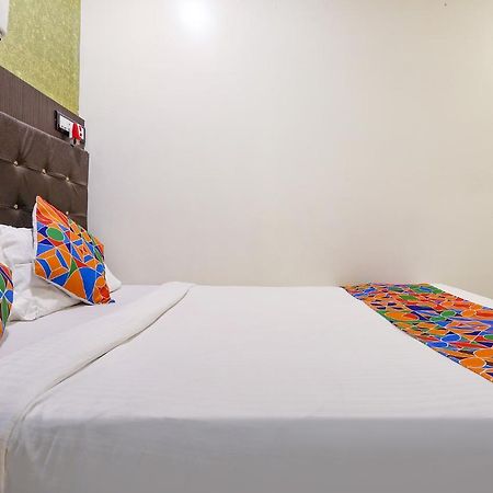 Hotel Aksa Powai Mumbai Bagian luar foto