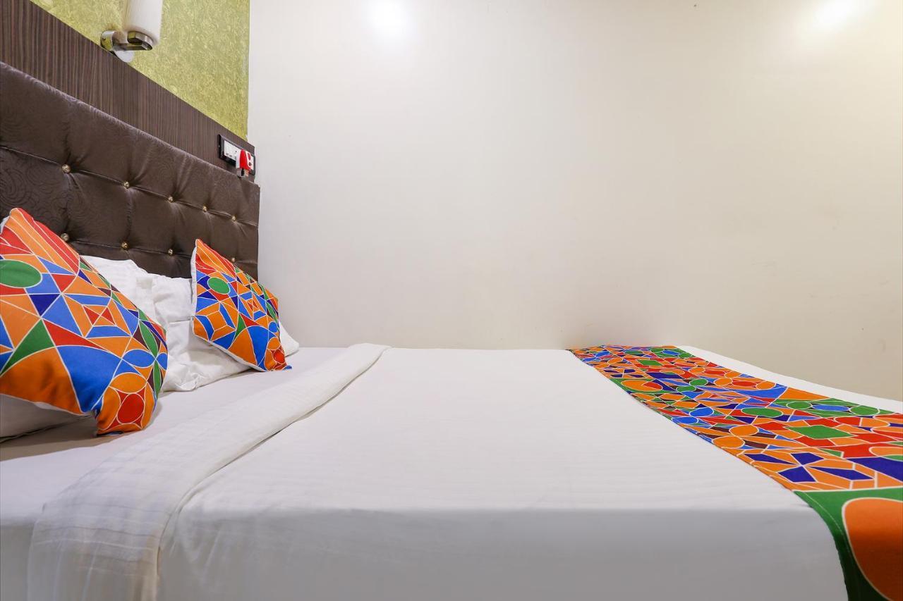 Hotel Aksa Powai Mumbai Bagian luar foto